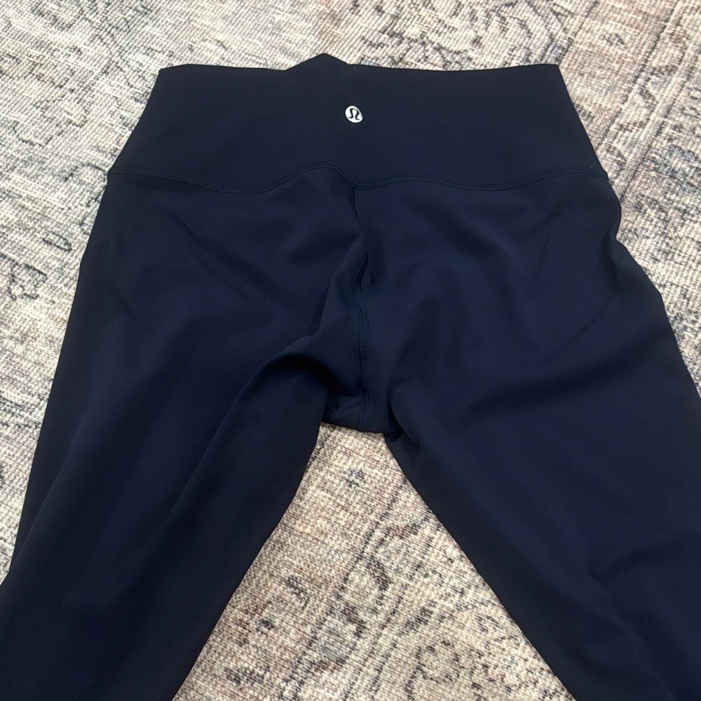 Lululemon wonder under 21”High-Rise  Leggings true navy like new sz 8